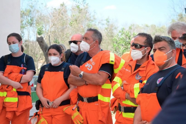 A briefing during the exercise (Ugento, Italy)